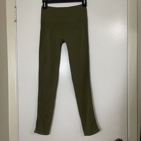 Free People FP movement olive green seamless leggings size M/L - Picture 2 of 5